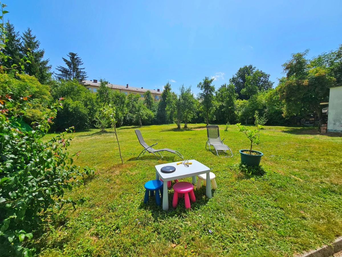House In Center Of With Big Garden * Gospić