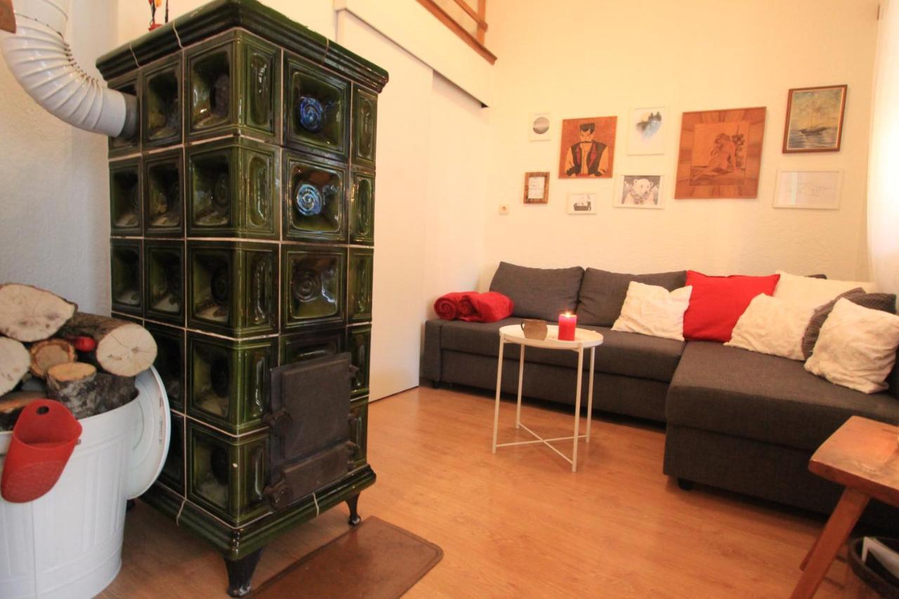 Hébergement de vacances House In Center Of With Big Garden Gospić